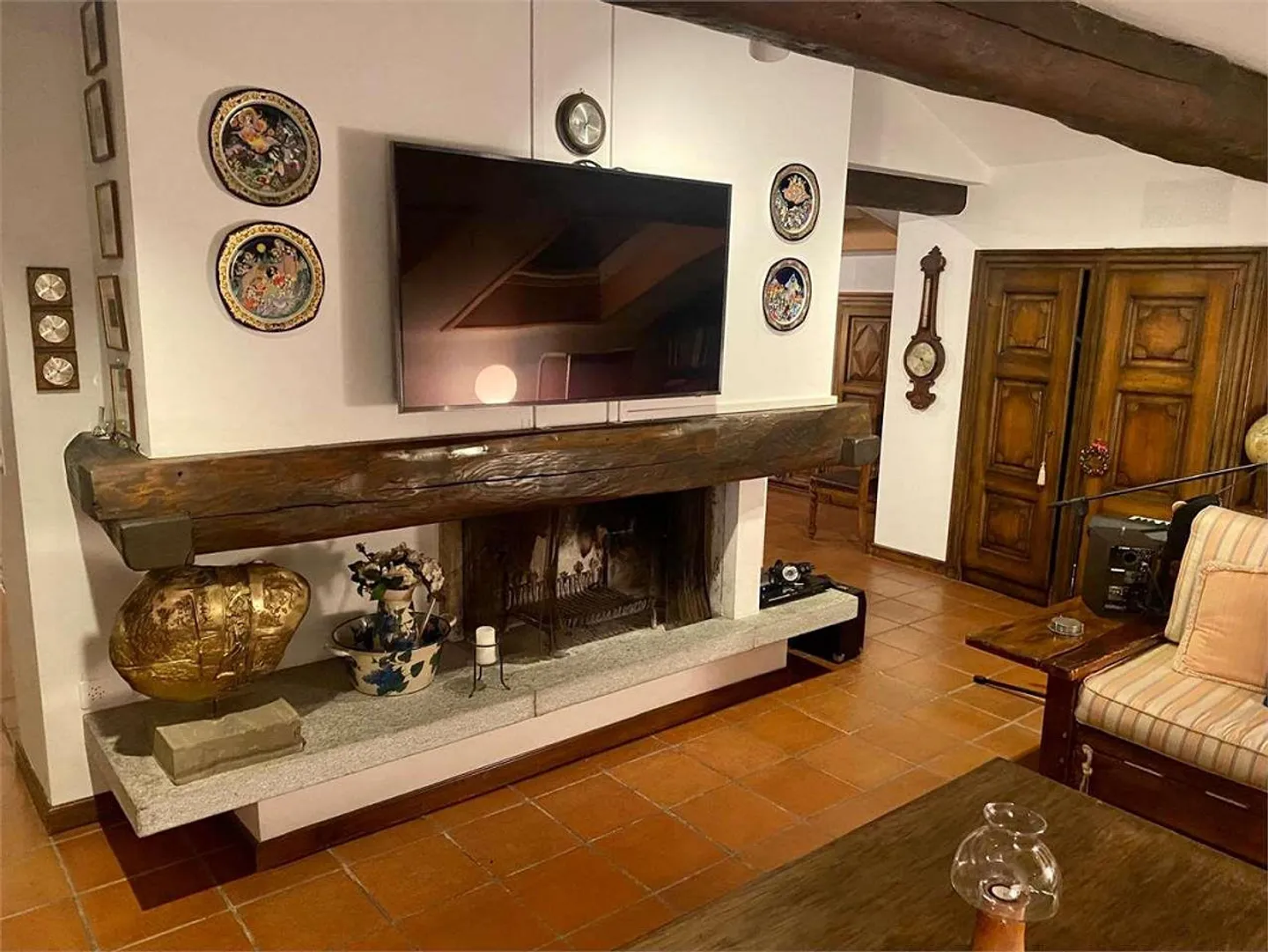 Penthouse with 3.5 rooms, furnished, high quality - Photo 5 of 13