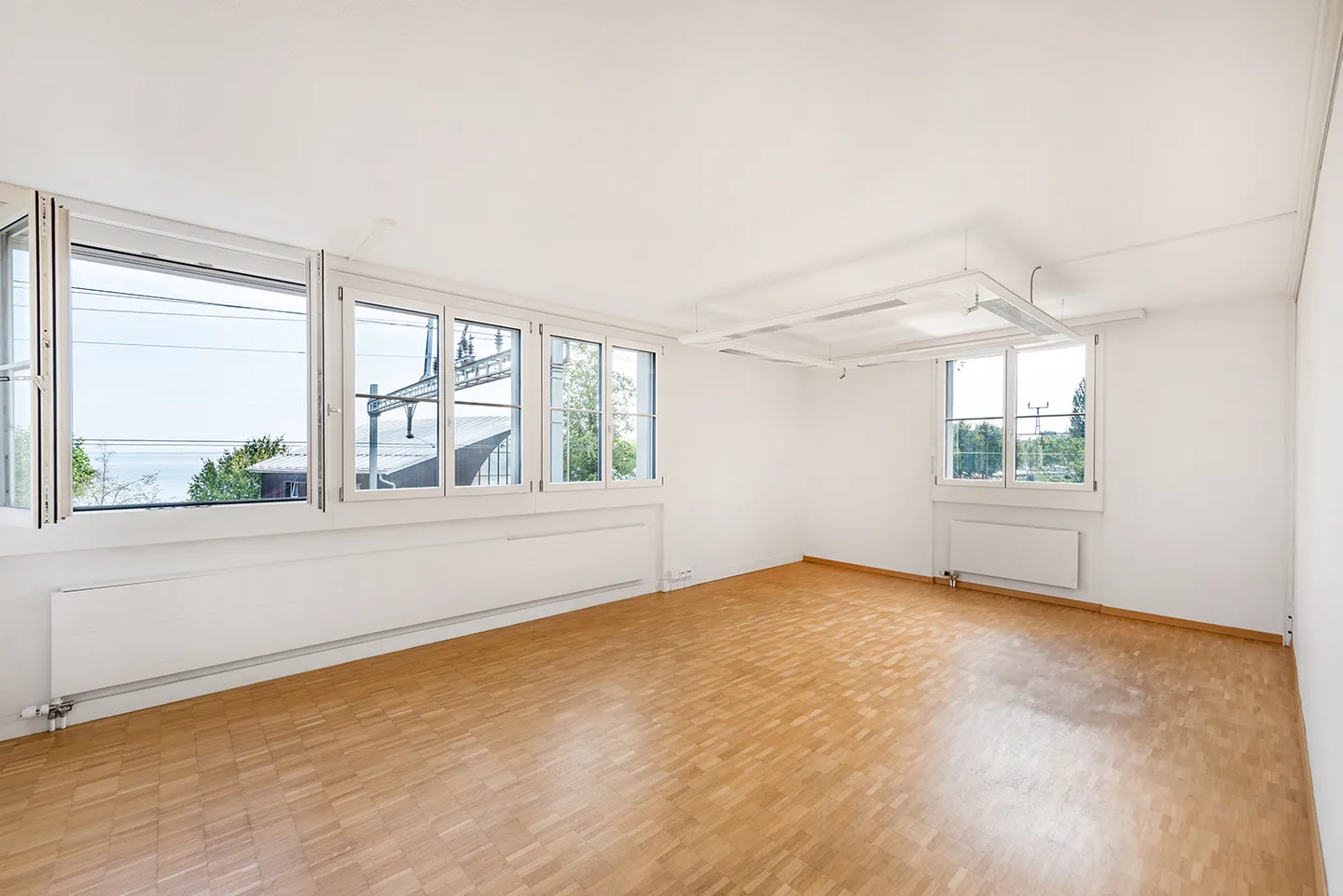 La tua nuova sede aziendale in una posizione privilegiata - Spazio ufficio a Rorschach - Foto 2 di 9