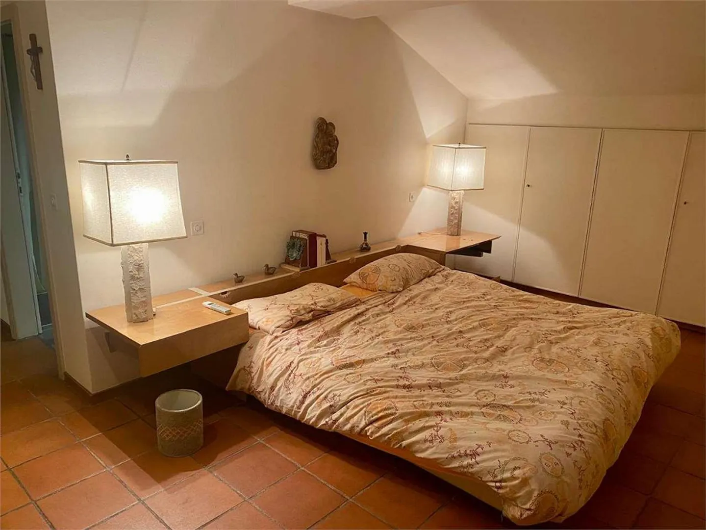 Penthouse with 3.5 rooms, furnished, high quality - Photo 12 of 13