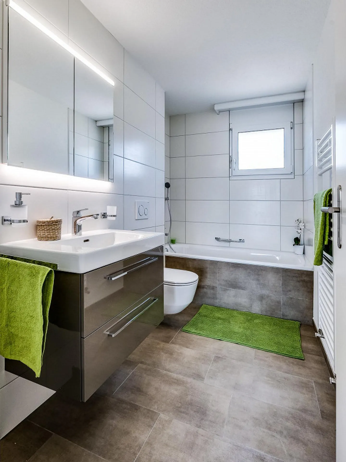 Spacious, modern home! - Photo 5 of 6