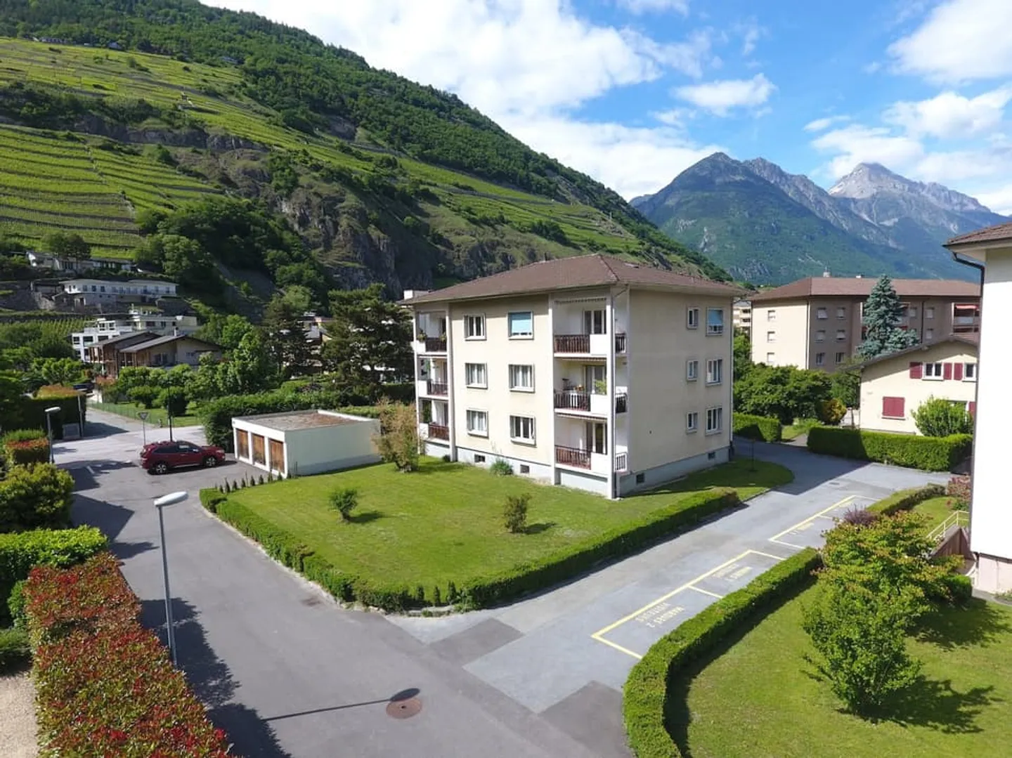 VIAGER - Simpatico appartamento di 3,5 locali a Martigny/VS - Foto 1 di 13