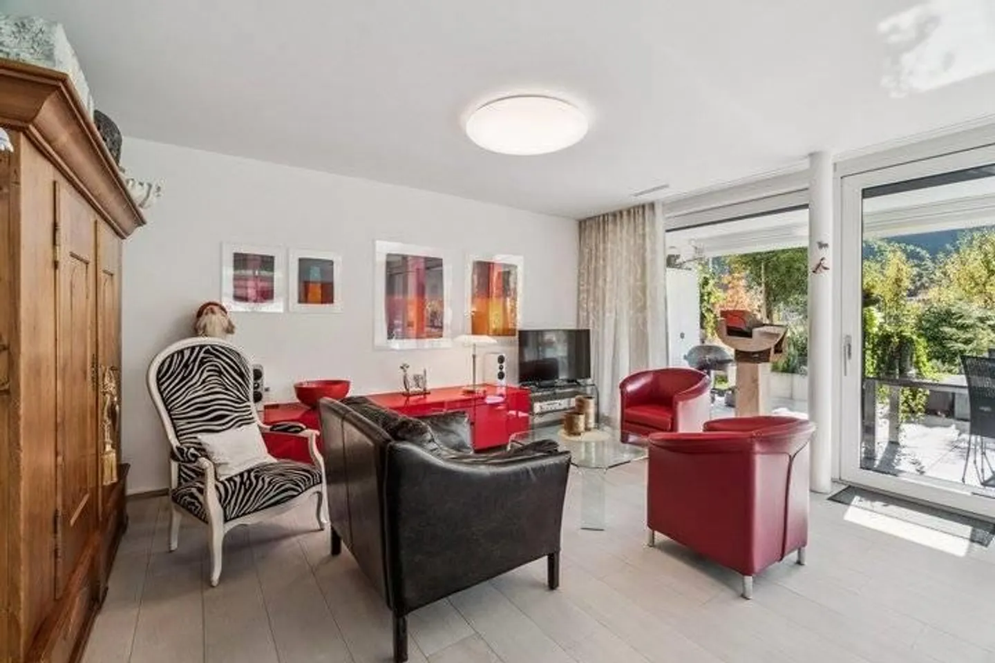 Appartamento con Giardino a Berneck - Foto 2 di 8