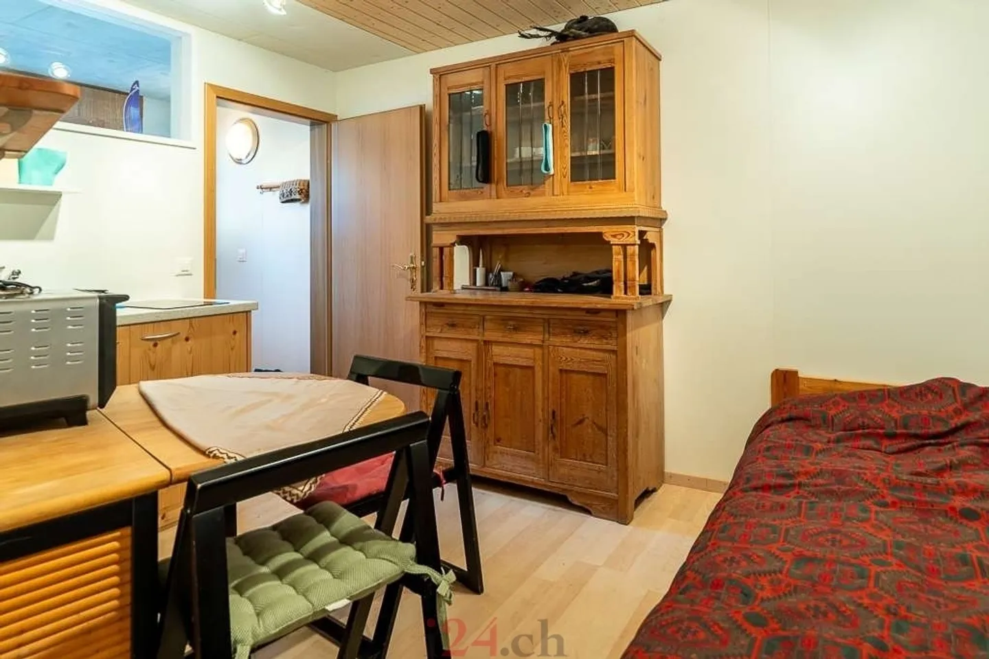 Casa bifamiliare di 6,5 stanze con studio, giardino e vista sulle montagne - Foto 11 di 13