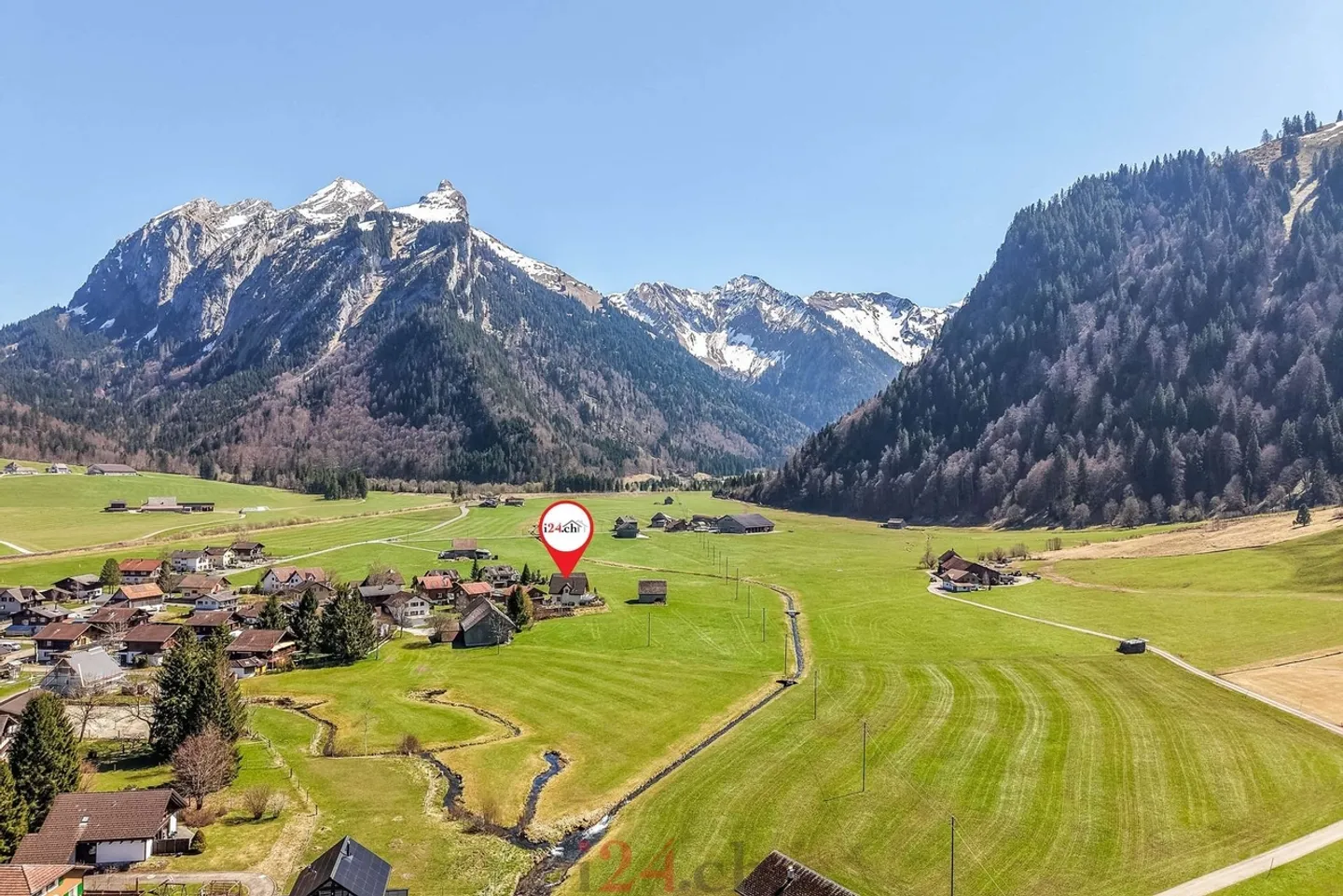 Casa bifamiliare di 6,5 stanze con studio, giardino e vista sulle montagne - Foto 13 di 13