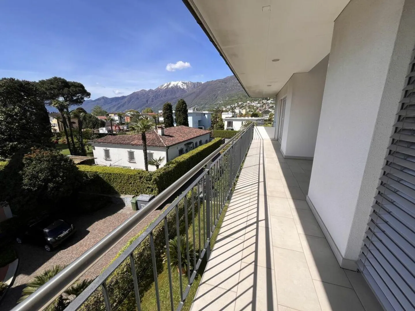 ASCONA - spazioso 4 1/2 locali - ultimo piano - Foto 2 di 8