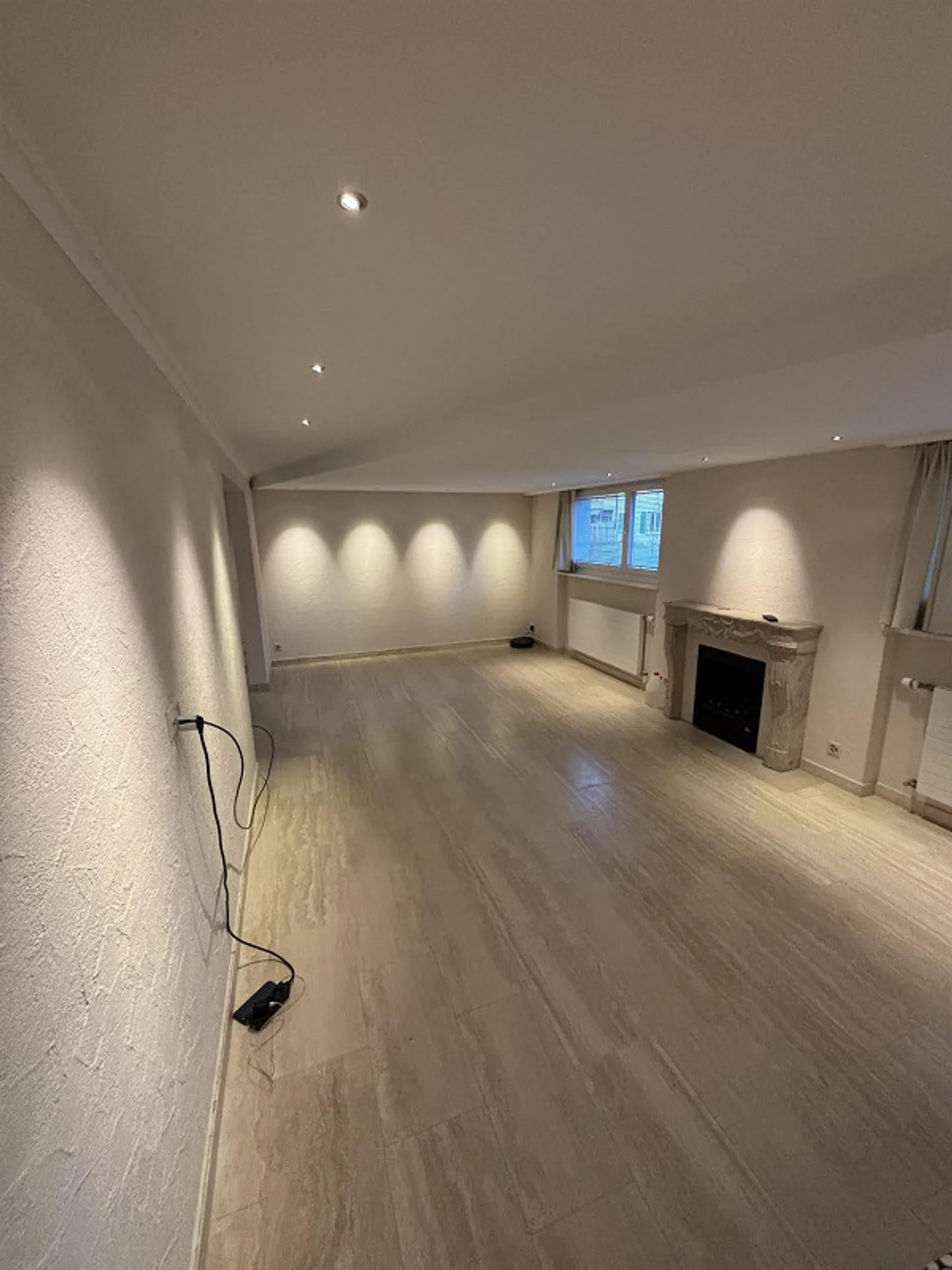 Appartamento accogliente di 2.5 stanze in una posizione tranquilla di Alpnach Dorf - Foto 2 di 9