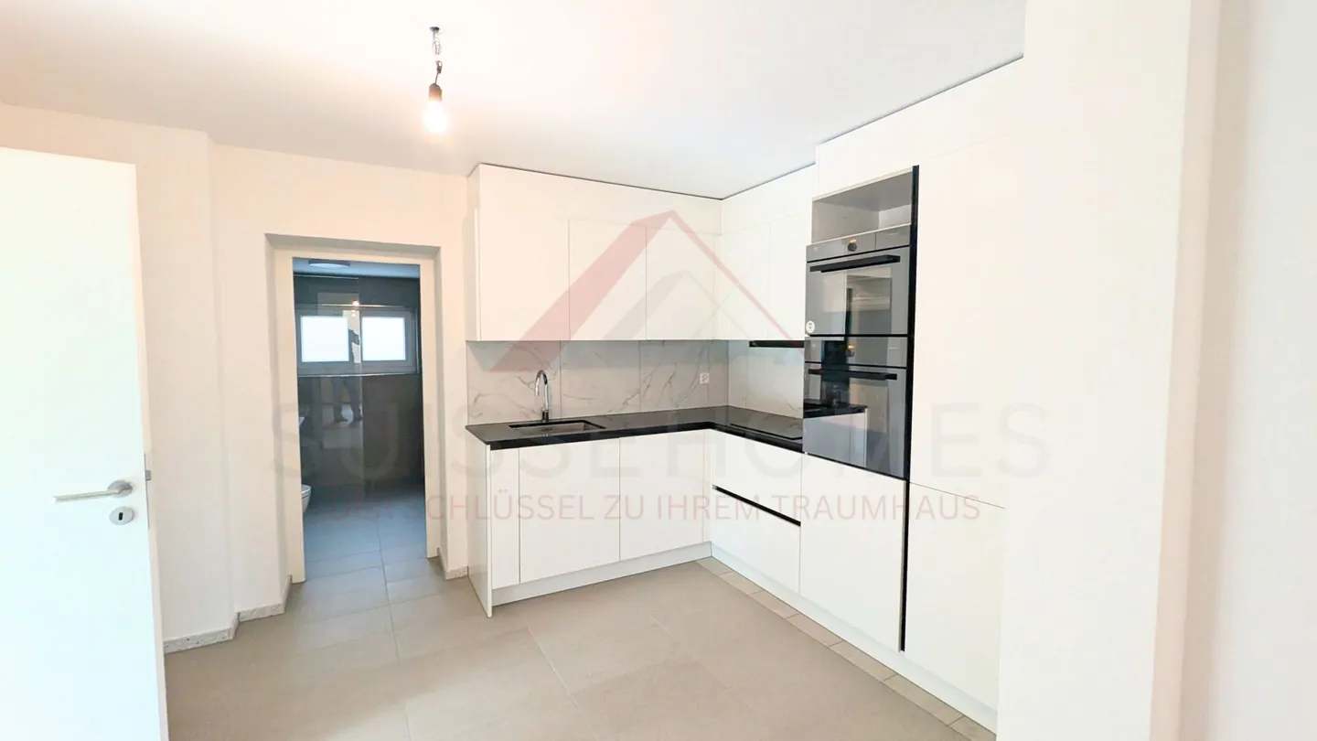 Spacious Single-Family Home in Niederbipp - Charming, Family-Friendly, and Full of Potential - Photo 2 of 11