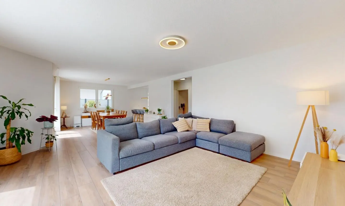 VILLA CONTEMPORAINE AUX FINITIONS SOIGNÉES DANS UN CADRE FAMILIAL - Photo 7 sur 11