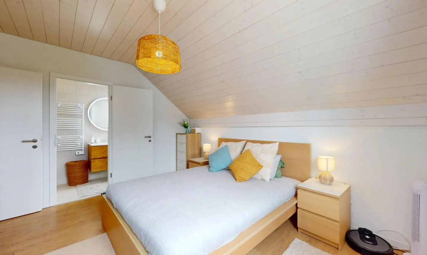 VILLA CONTEMPORAINE AUX FINITIONS SOIGNÉES DANS UN CADRE FAMILIAL - Photo 9 sur 11