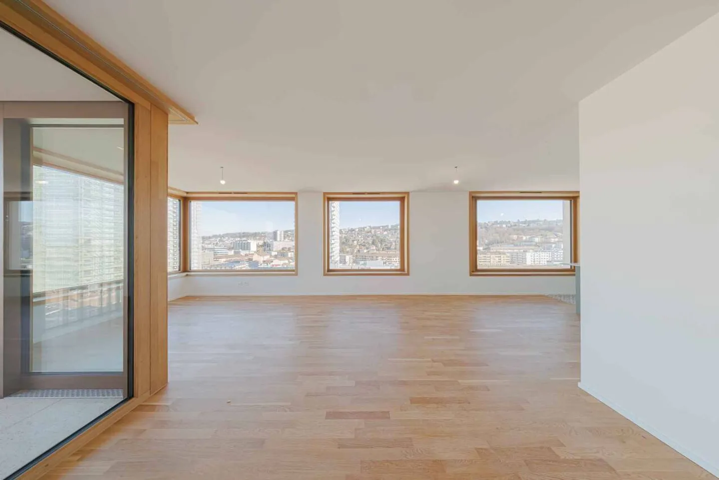 Modernes 2.5-Zimmer-Apartment - Foto 2 von 6