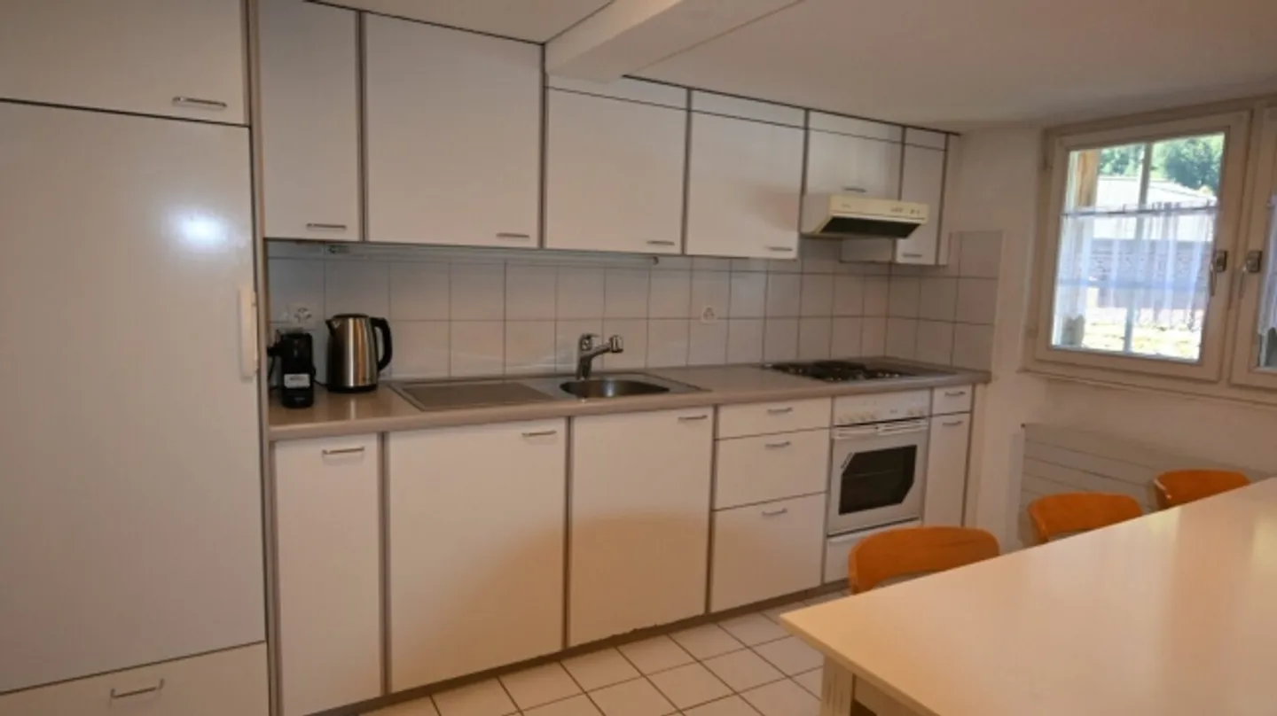 «Landleben im freistehenden, vielfältig nutzbaren Haus mit zwei Wohnungen und Atelierräumen.» - Foto 10 von 20