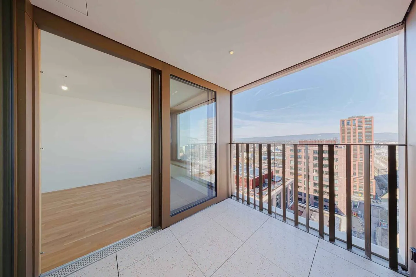 Modernes 2.5-Zimmer-Apartment - Foto 3 von 6