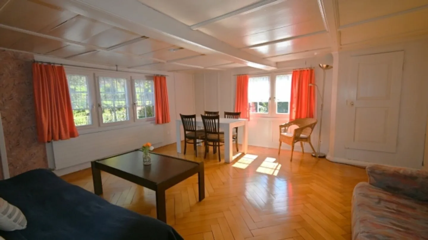 «Landleben im freistehenden, vielfältig nutzbaren Haus mit zwei Wohnungen und Atelierräumen.» - Foto 19 von 20