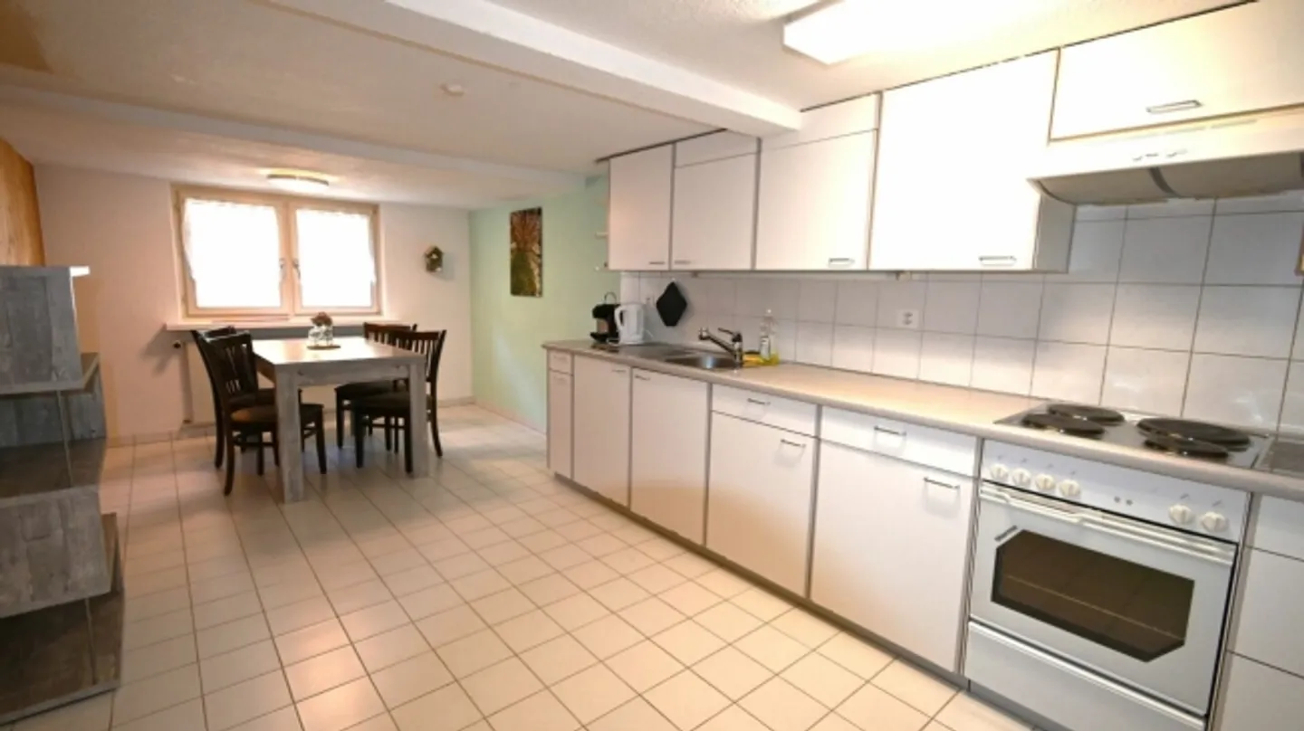 «Landleben im freistehenden, vielfältig nutzbaren Haus mit zwei Wohnungen und Atelierräumen.» - Foto 20 von 20