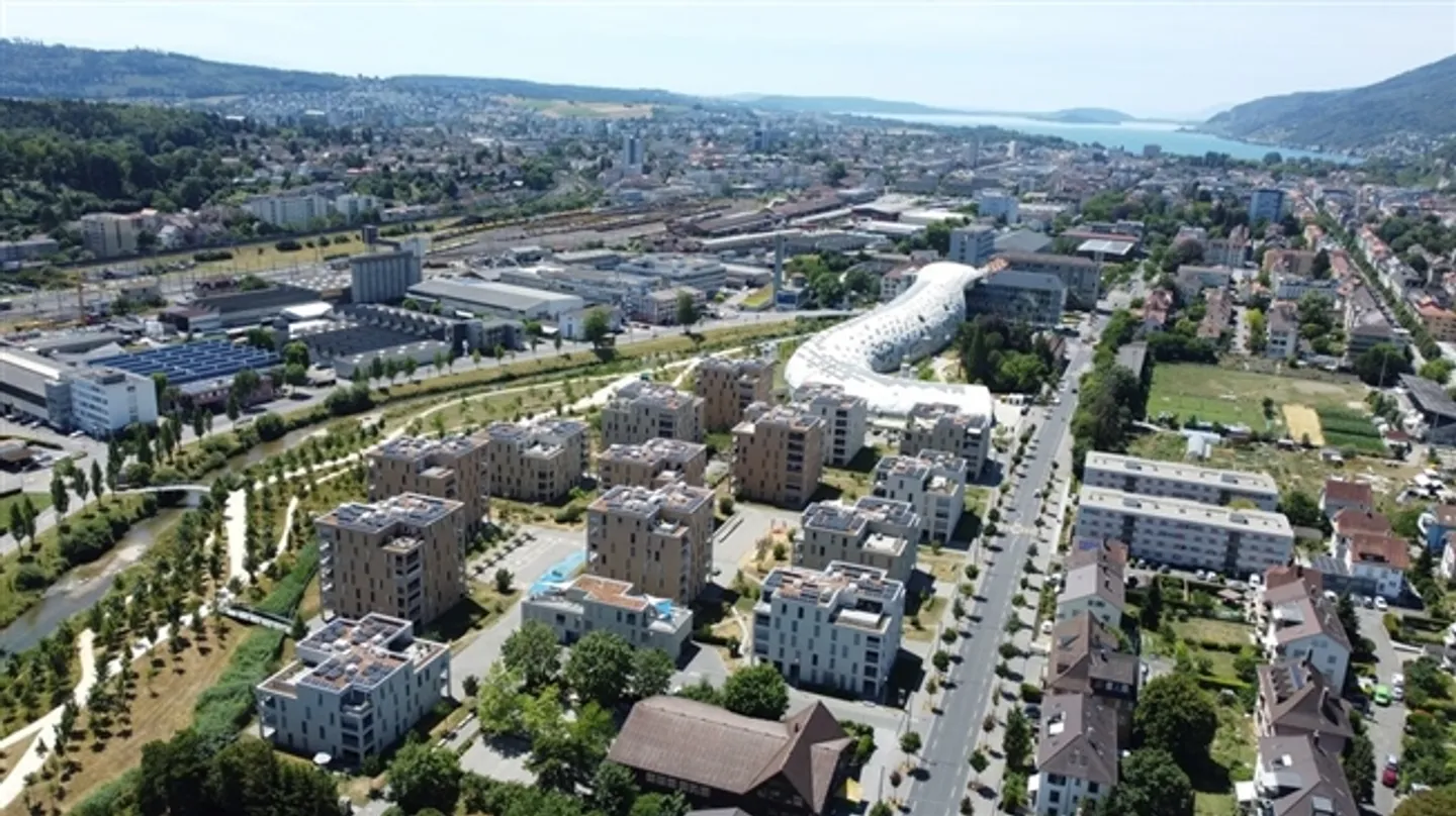 Appartamento al piano terra di 2,5 stanze con terrazza direttamente alla Schüssinsel - Foto 7 di 10