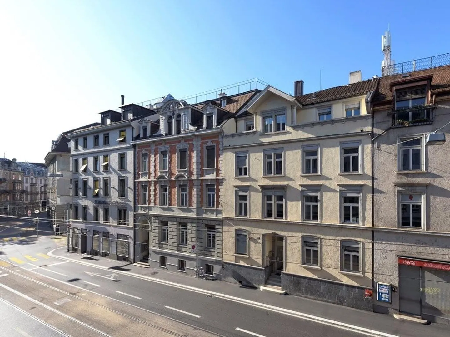 Office space for rent in the heart of Zurich (District 1) - Photo 1 of 8