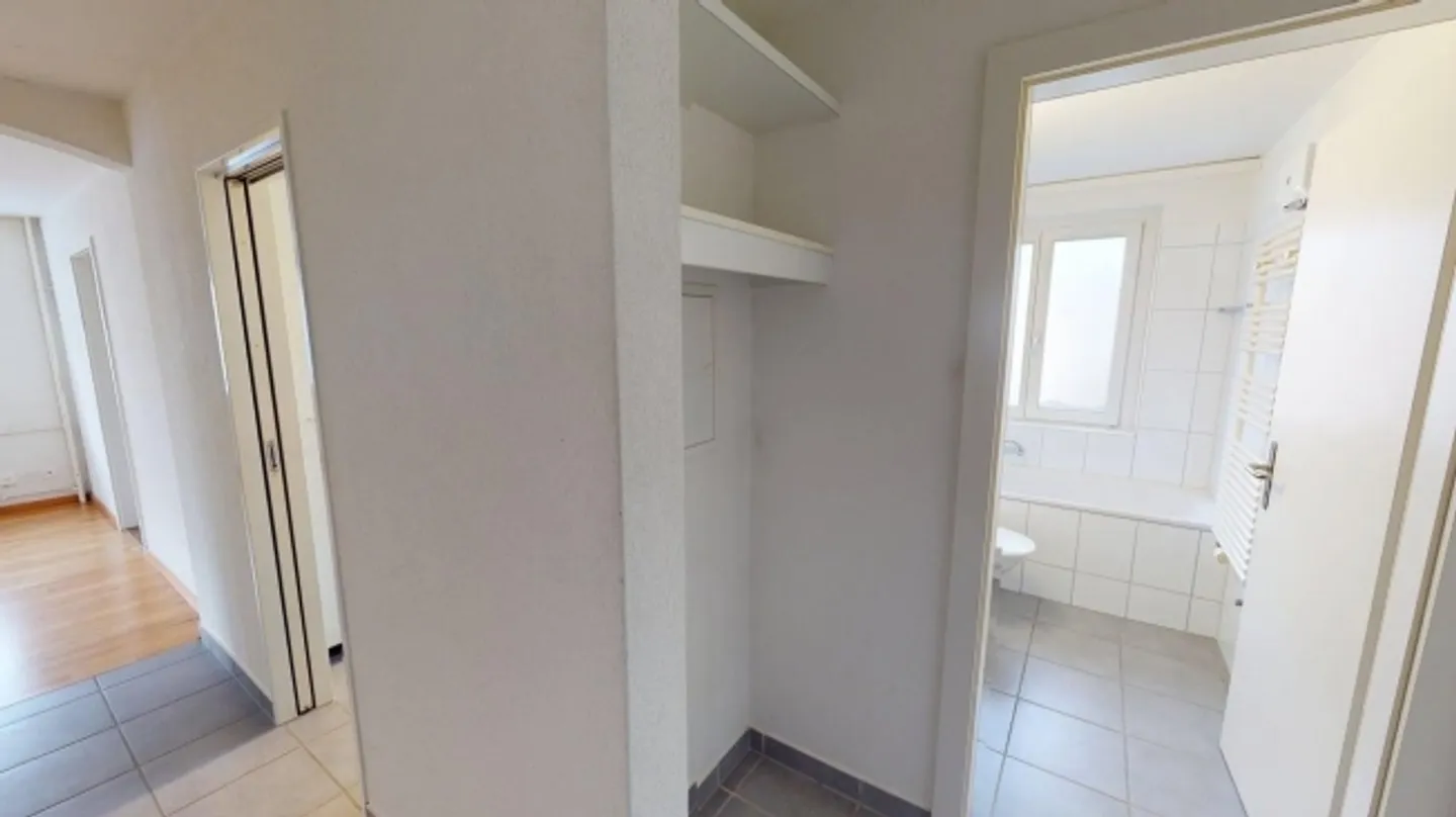 Charming 2-bedroom apartment in Zurich (District 3) - Photo 12 of 13