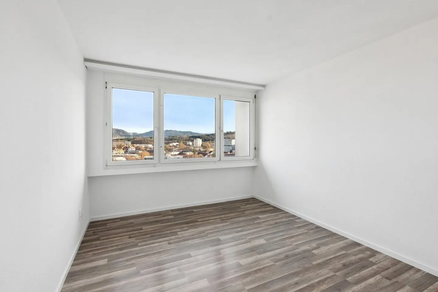 Magnificent 5.5 room apartment in Bethlehem! - Photo 2 of 12