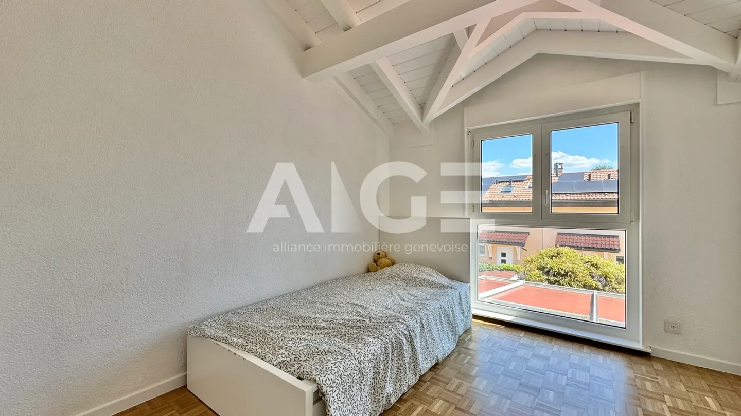 Bella casa ristrutturata a Vernier - Foto 7 di 12