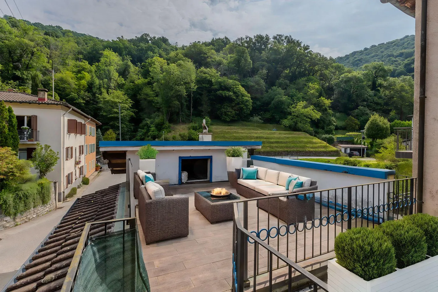 Charmantes 4,5-Zimmer-Haus mit Atelier in Purasca - Foto 7 von 9