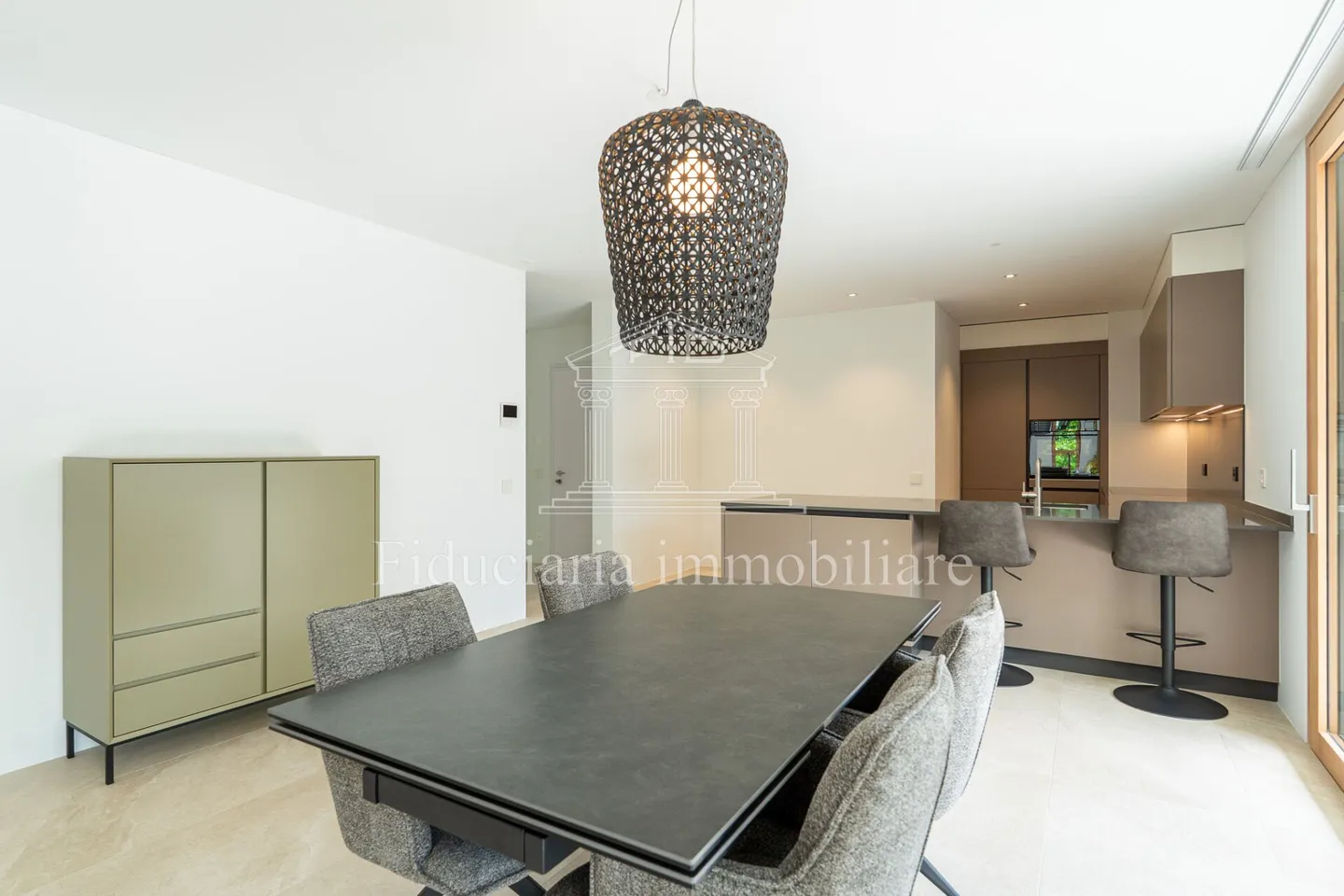 MINUSIO - Appartamento in nuova costruzione con ampi spazi e architettura moderna - Foto 4 di 10