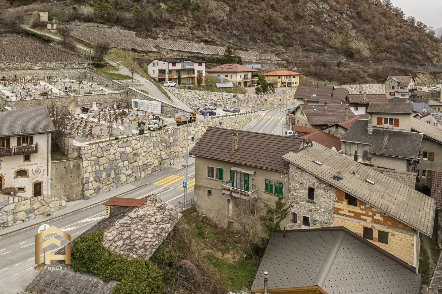 Charmantes Restaurations-Objekt: Einfamilienhaus in Leuk-Stadt - Foto 10 von 13