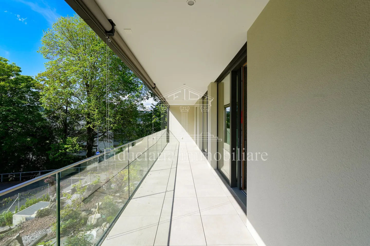 MINUSIO - Appartamento in nuova costruzione con ampi spazi e architettura moderna - Foto 2 di 10