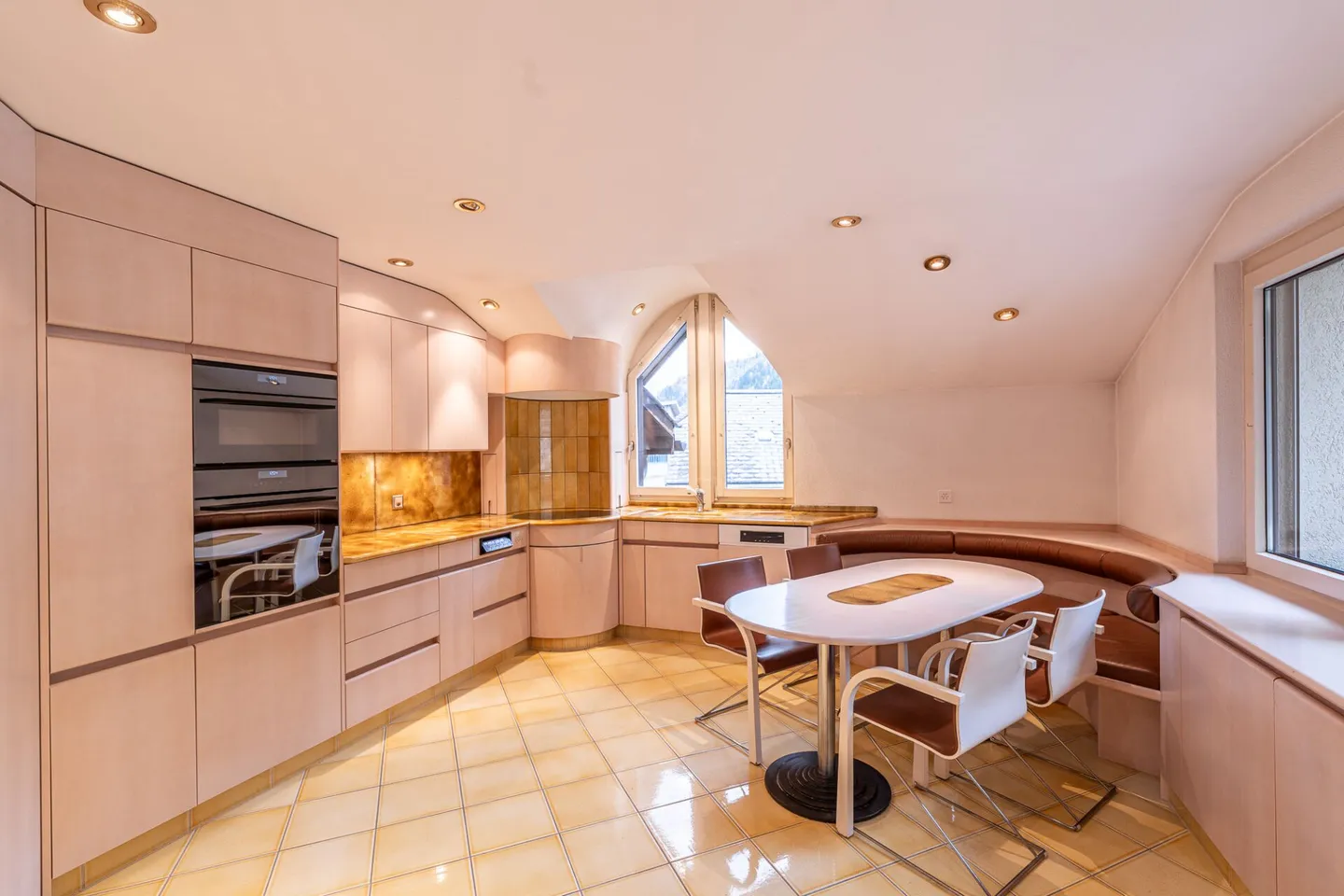 Duplex spacieux avec jardin d'hiver, Charnotzet et potentiel locatif - Photo 1 sur 12