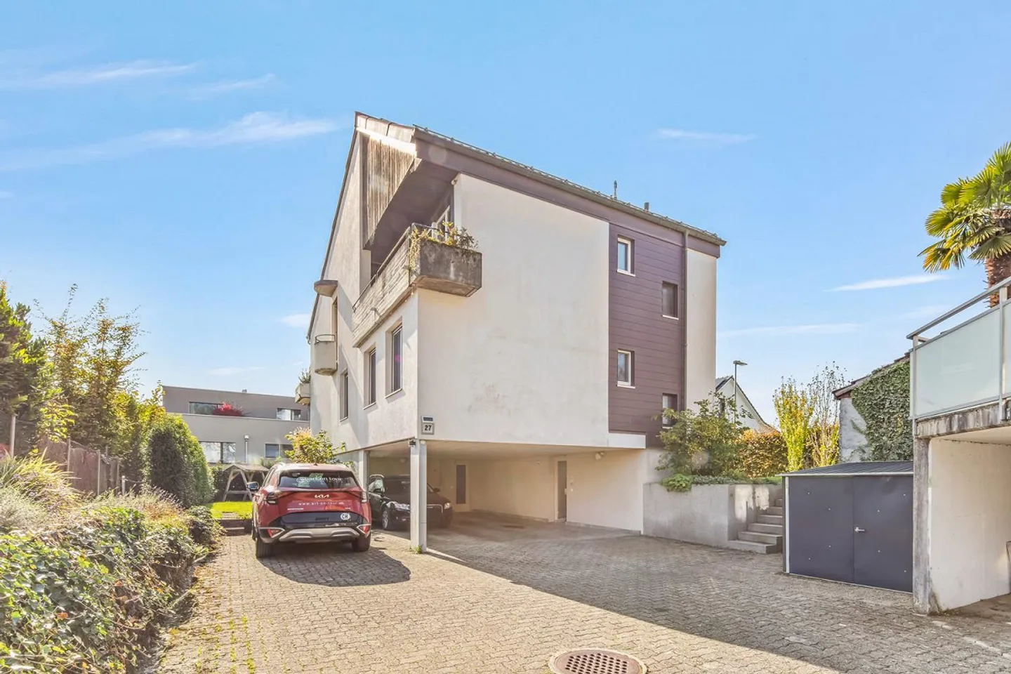 Appartement en duplex de 4,5 pièces dans un emplacement calme avec vue partielle sur le lac - Photo 11 sur 13