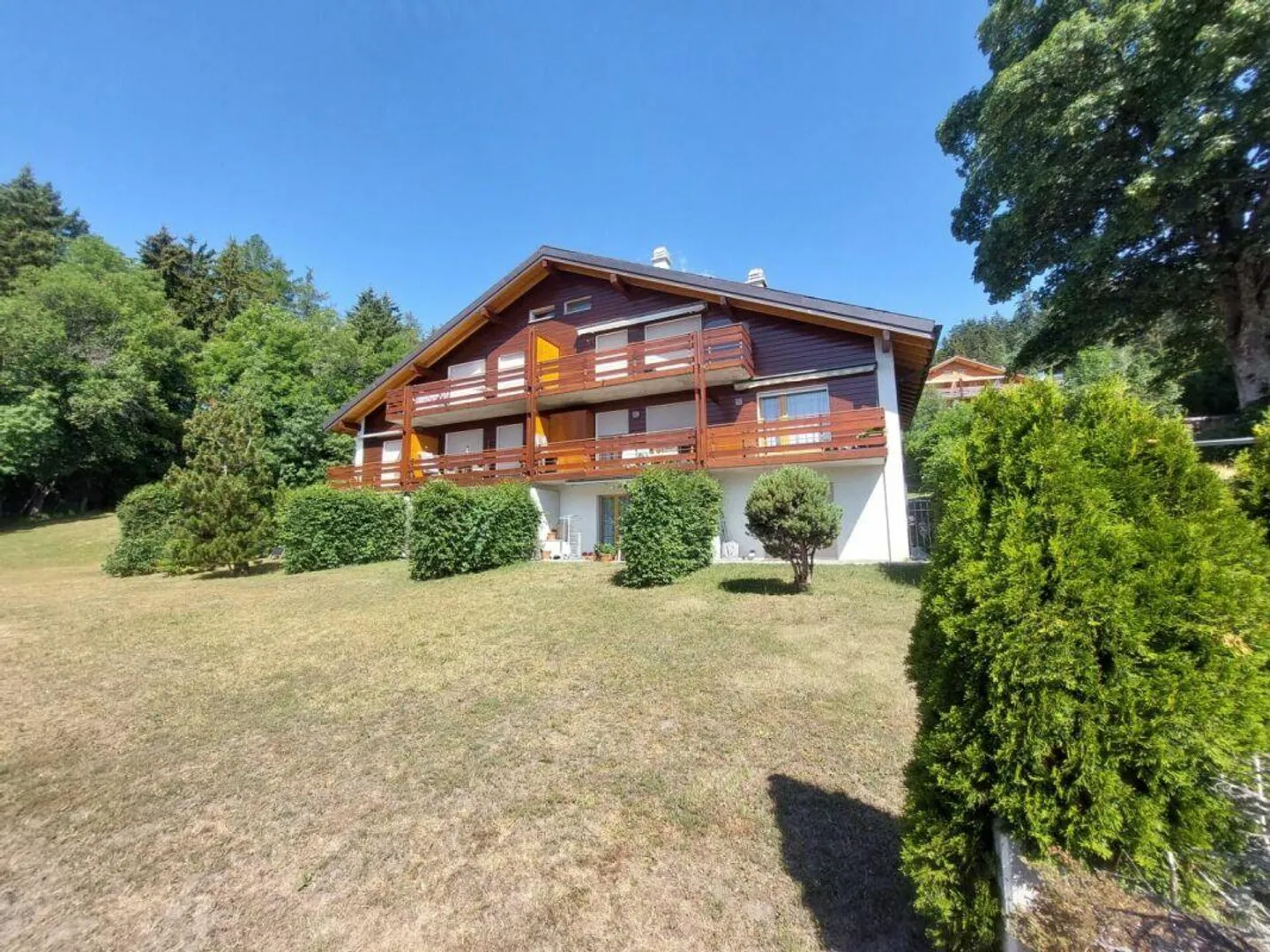 2.5-room apartment in Crans-Montana - Photo 2 of 6