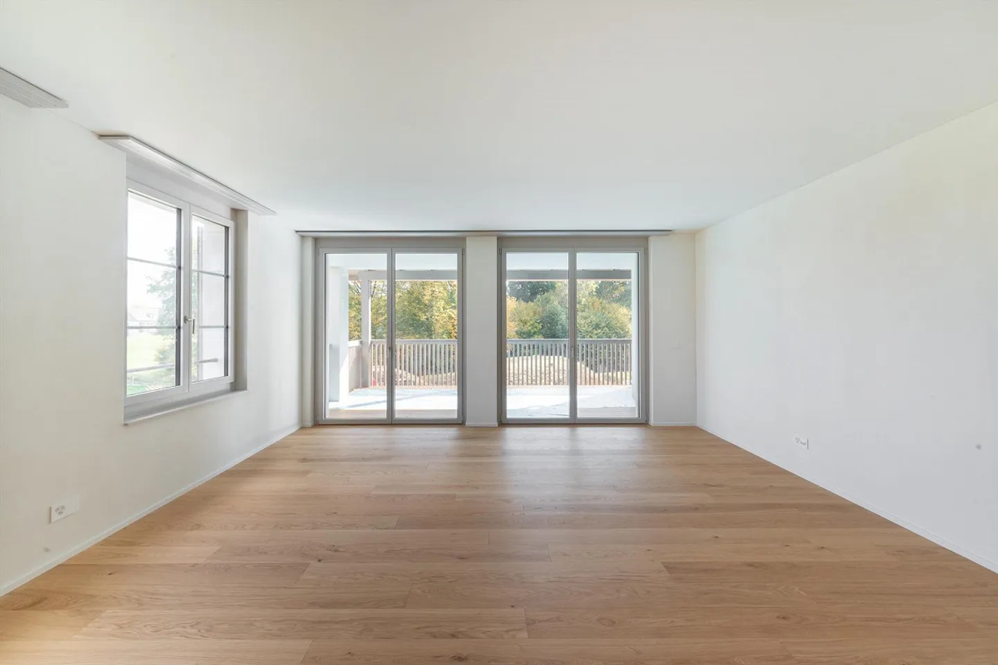 Idyllic Living by the Stream - Photo 5 of 8