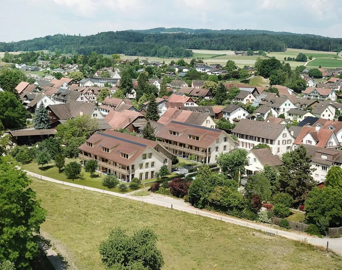 Idyllic Living by the Stream - Photo 8 of 8