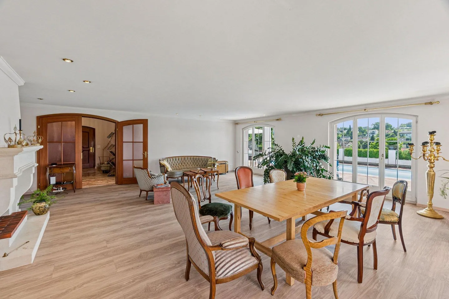 Oasis de retraite avec ambiance lumineuse et piscine privée - Photo 1 sur 4