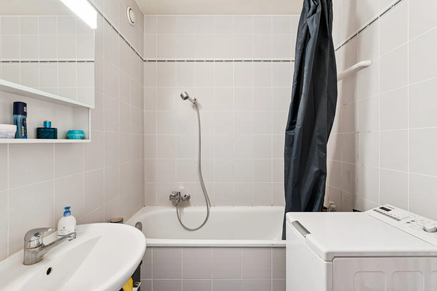 Incantevole appartamento con 3 camere da letto con loggia e vista sul parco - Foto 6 di 7