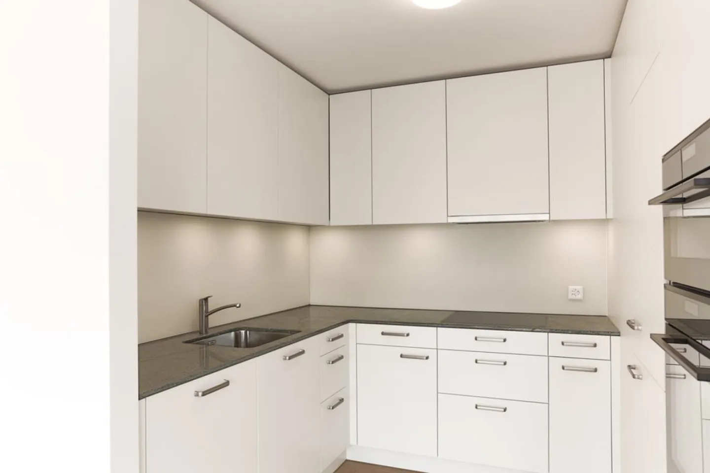 Stilvolles Apartment in Emmenbrücke - Foto 3 von 8