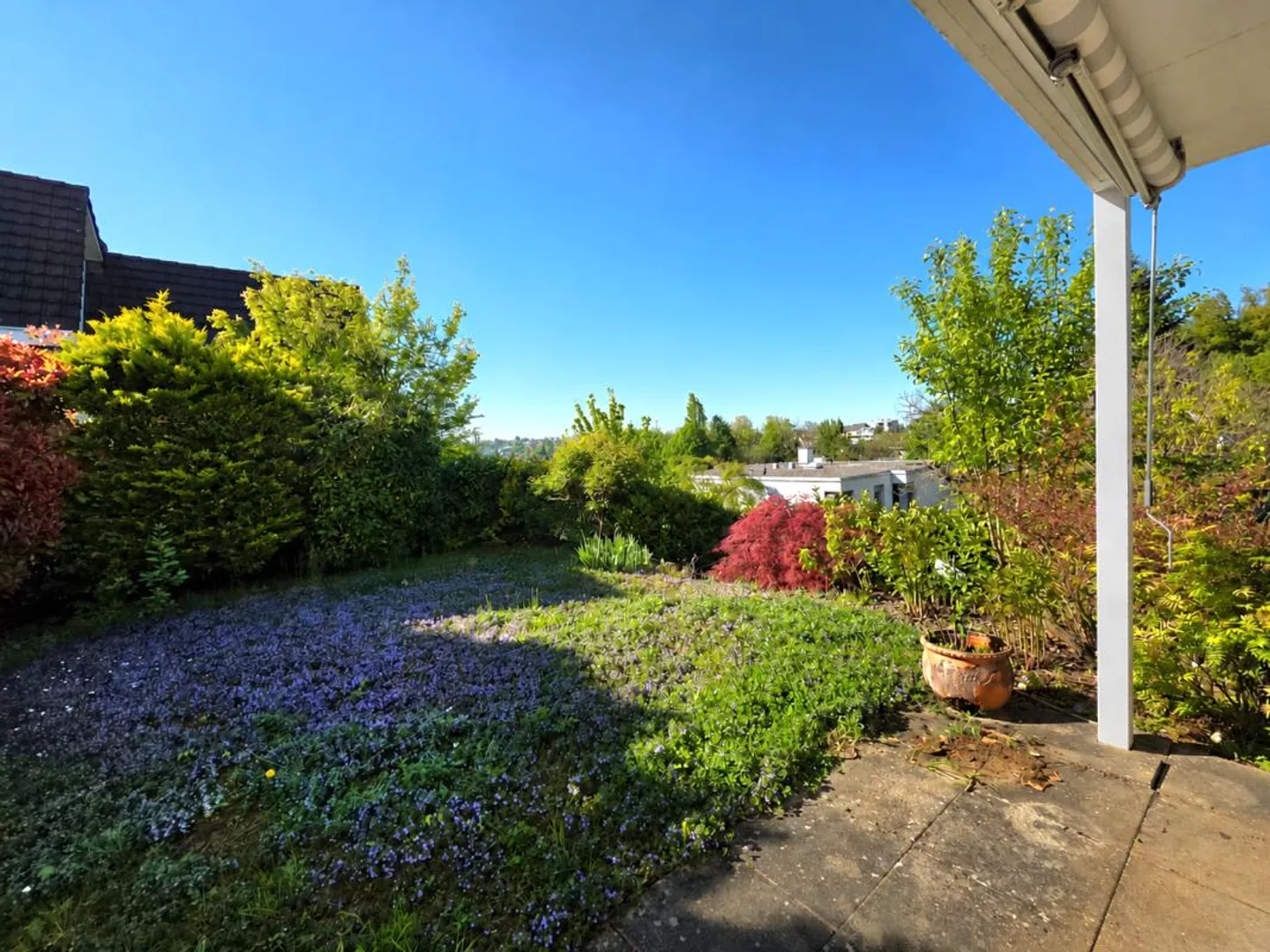 Living oasis with a view in a preferred location - Photo 2 of 12