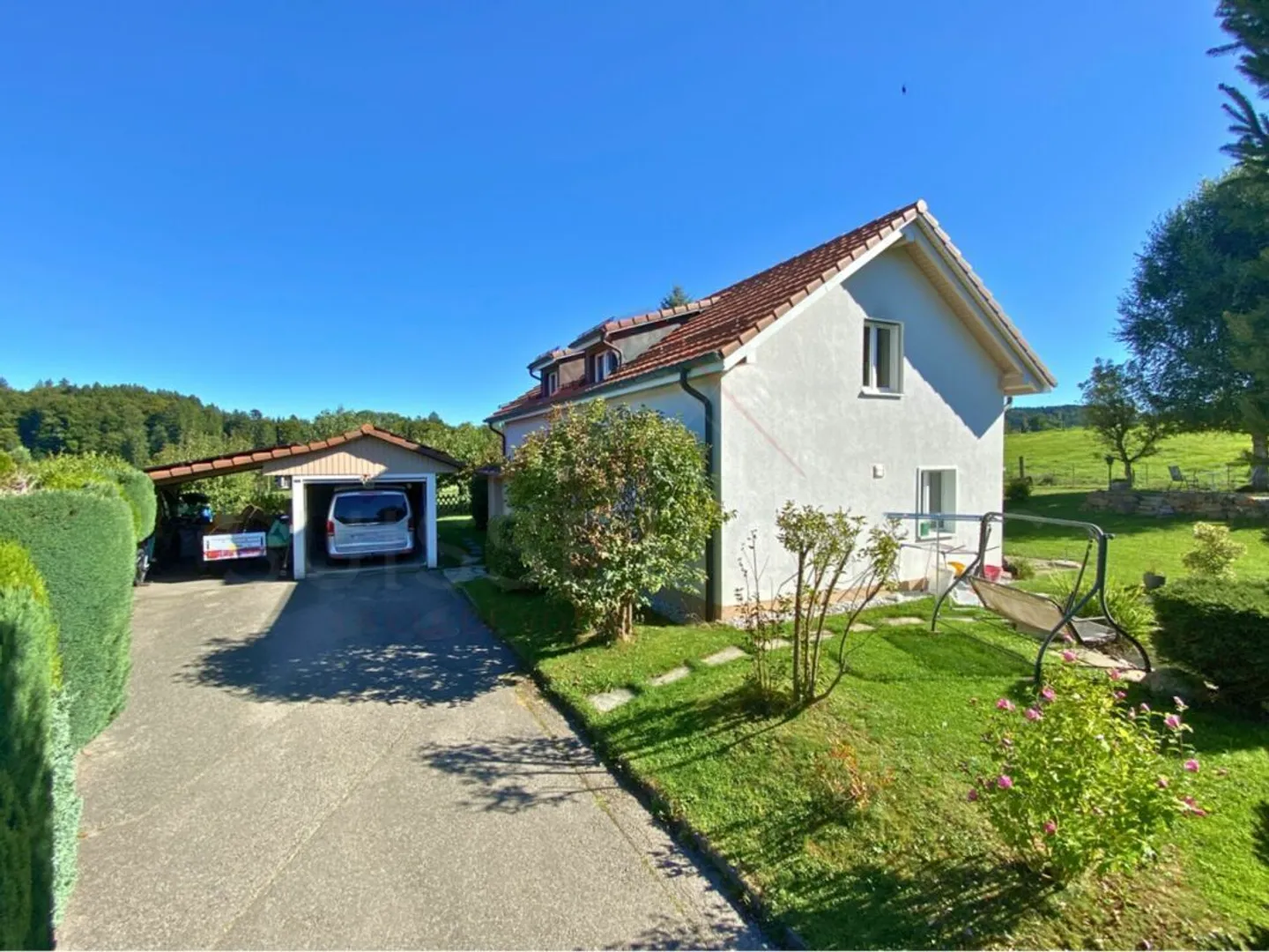 Charmante Familienvilla in Montpreveyres - mit Garten, schönem Außenbereich und - Foto 8 von 10