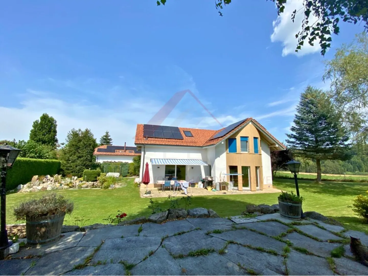 Charmante Familienvilla in Montpreveyres - mit Garten, schönem Außenbereich und - Foto 9 von 10