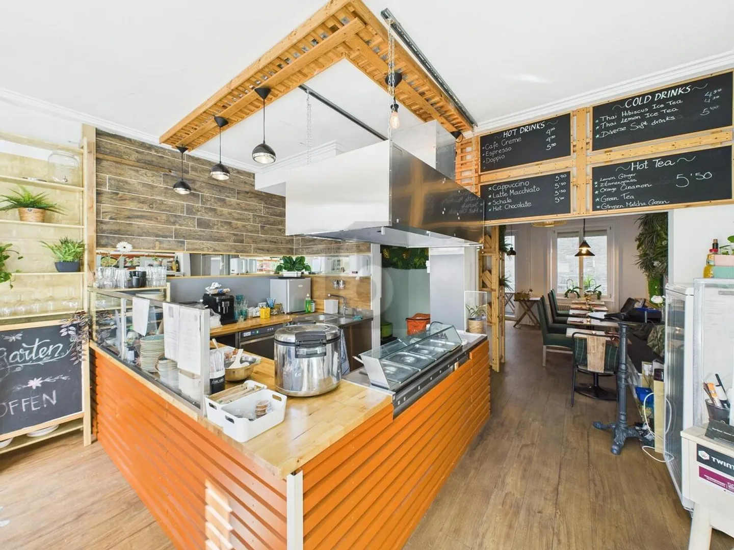 ESTABLISHED WITH HIGH CUSTOMER FREQUENCY - Photo 1 of 6