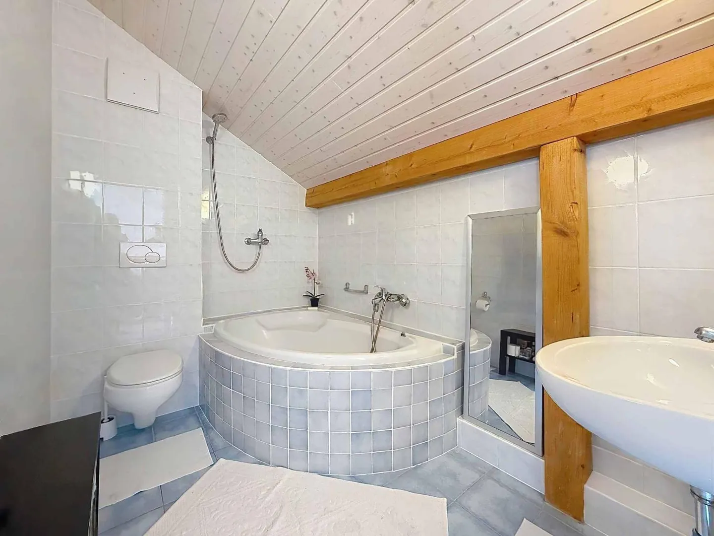 Geräumige Reihenhausvilla - Foto 11 von 12