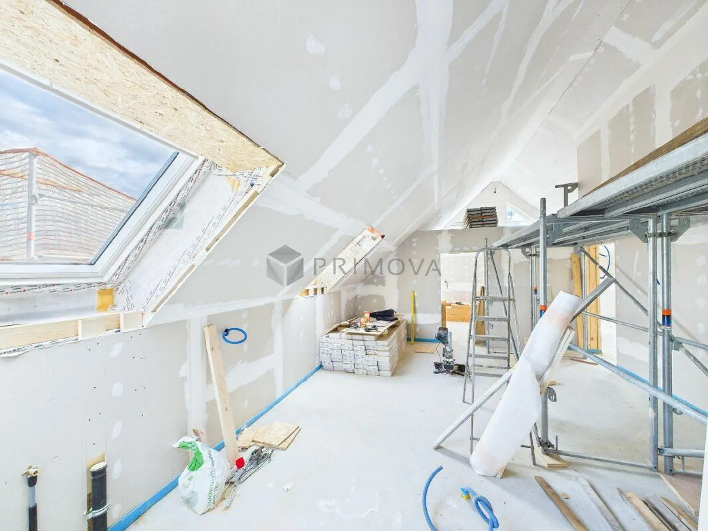 New Construction Project - Modern Multi-Family House in Timber Frame Construction Apartment No. 3 - Photo 5 of 5
