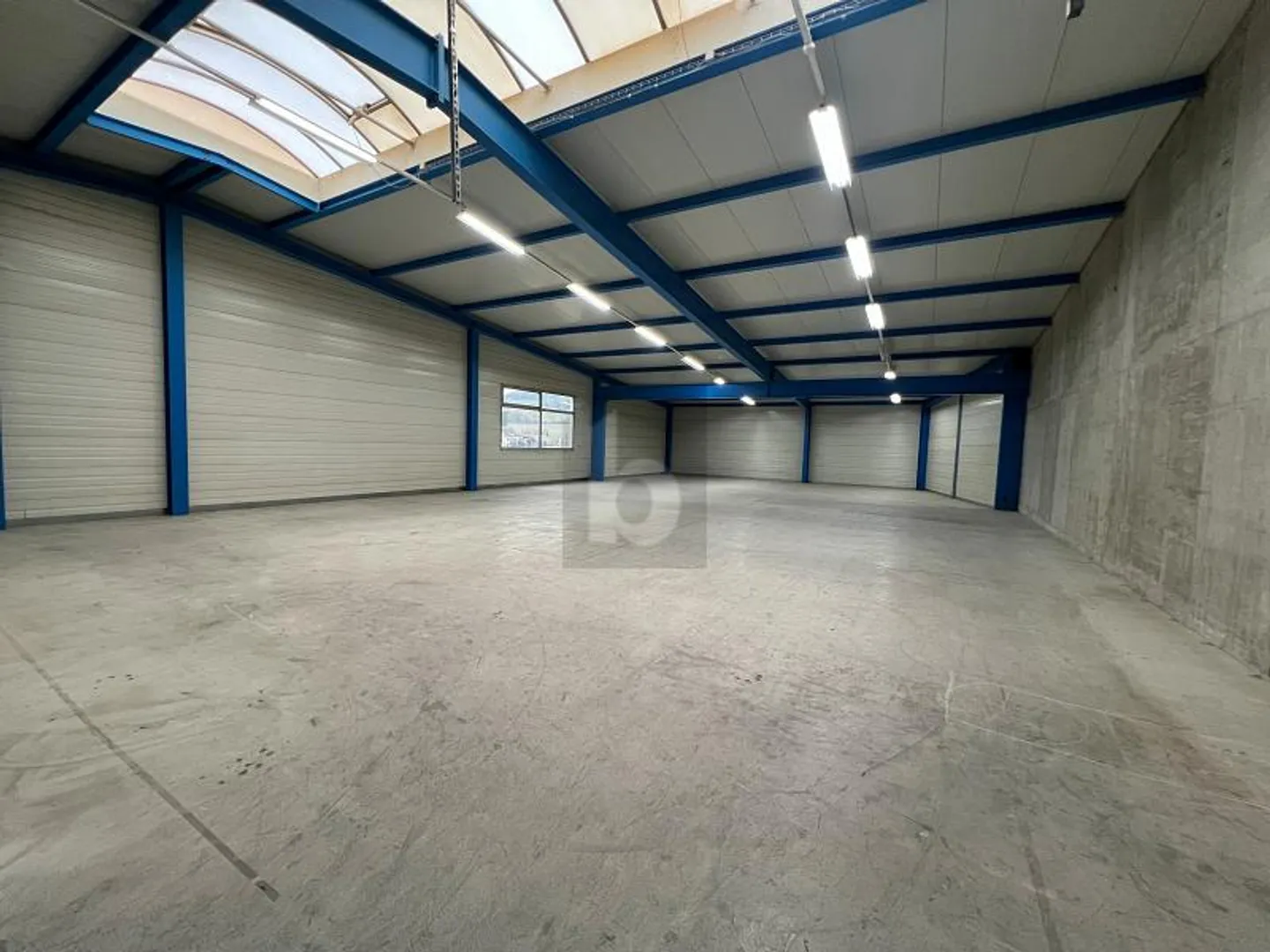 Storage space for rent - Photo 3 of 5