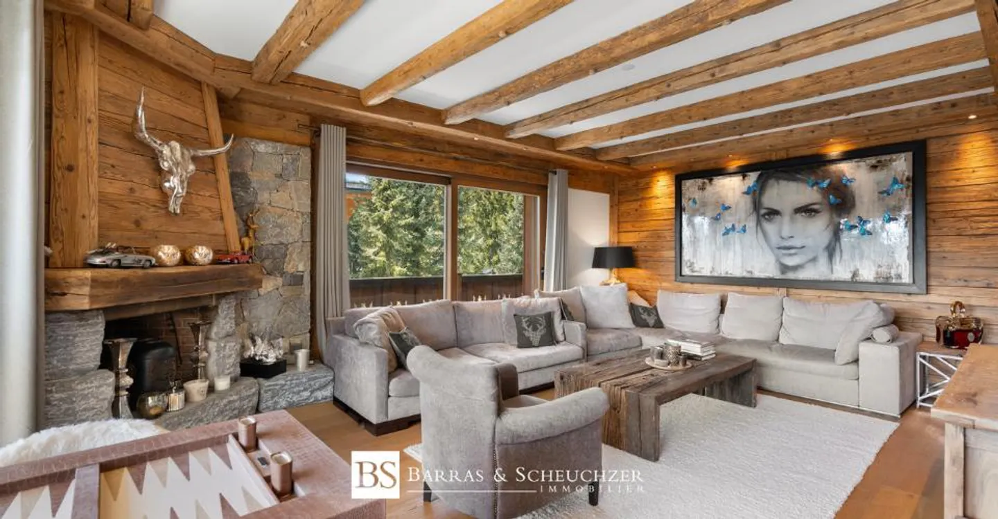 Prestigious Property with SPA | Ski-in/Ski-out - Photo 3 of 11