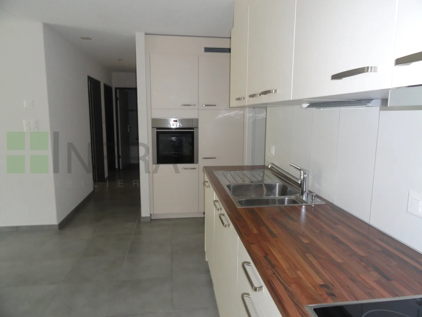 Appartement de 71 m2 au 1er étage
Libre dès le 1er octobre 2022 - Photo 2 sur 15