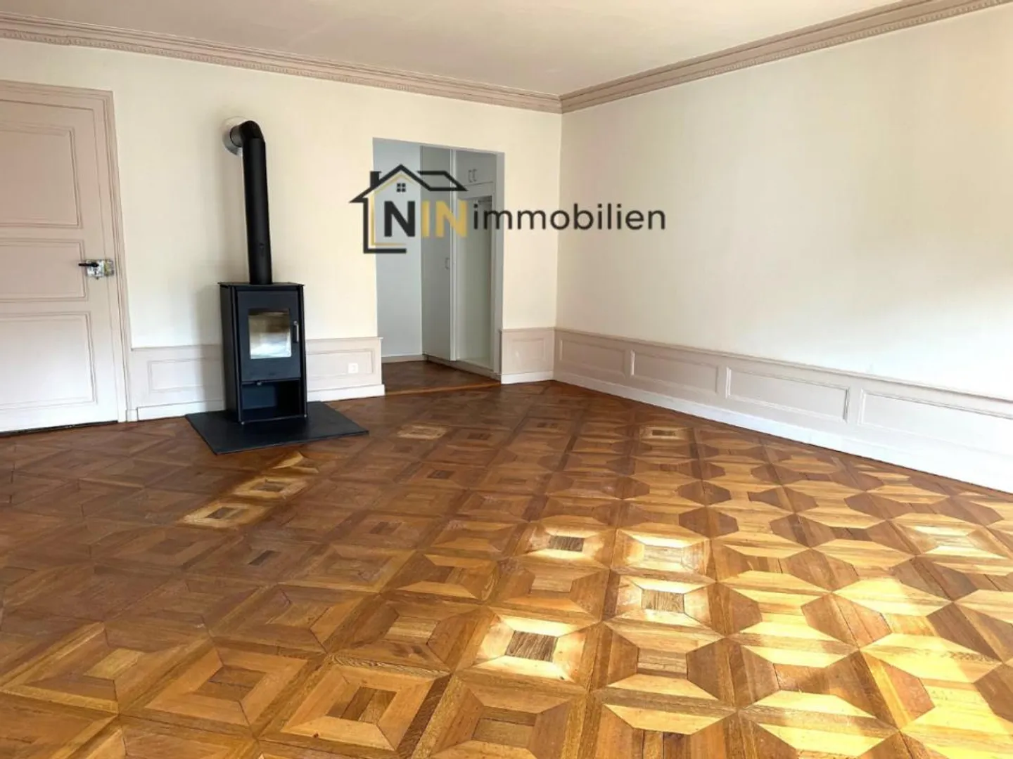 Nobile e ristrutturato con balcone - Foto 1 di 9