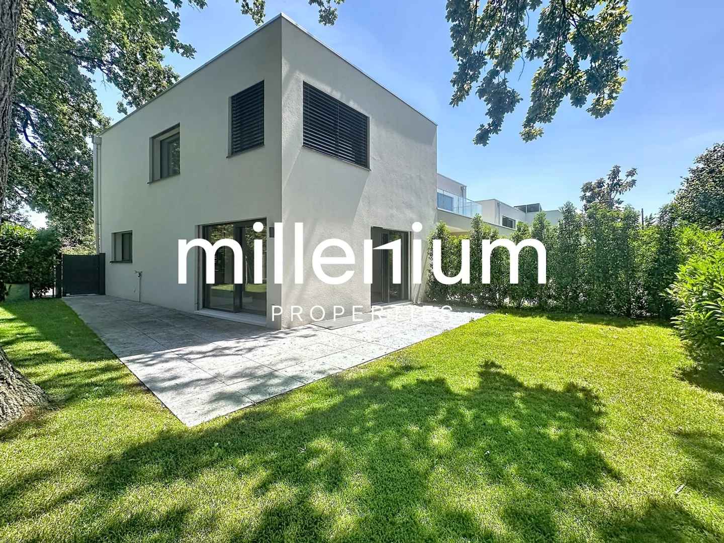 Moderne Villa in Pregny-Chambésy - Foto 1 von 10