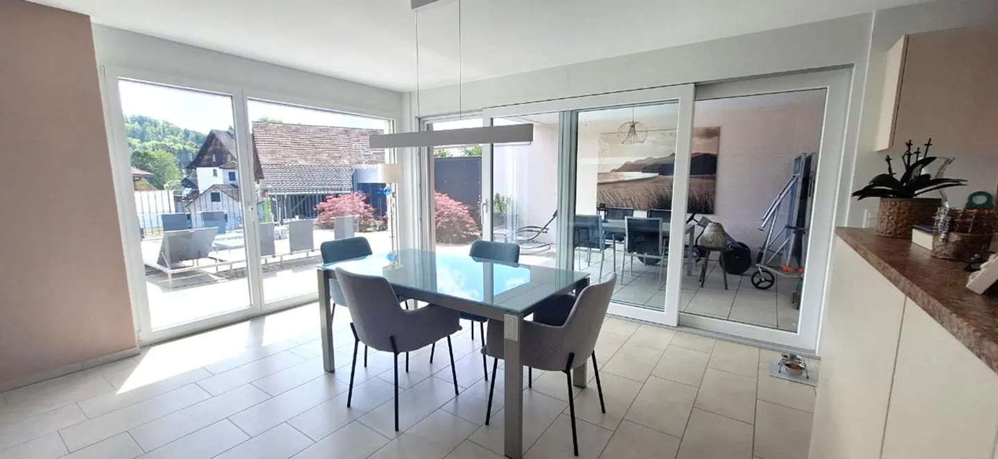 Casa unifamiliare moderna e luminosa con sauna e idromassaggio - Foto 5 di 16