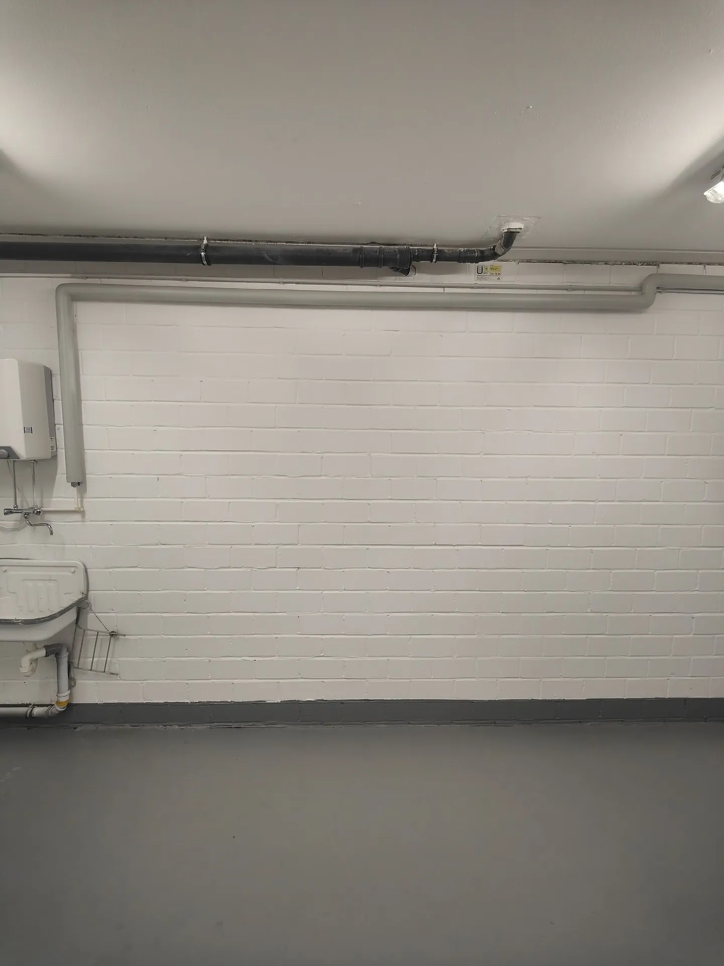 17m2 Salle de stockage Cologne - Colonia-Allee 13 - Photo 6 sur 10