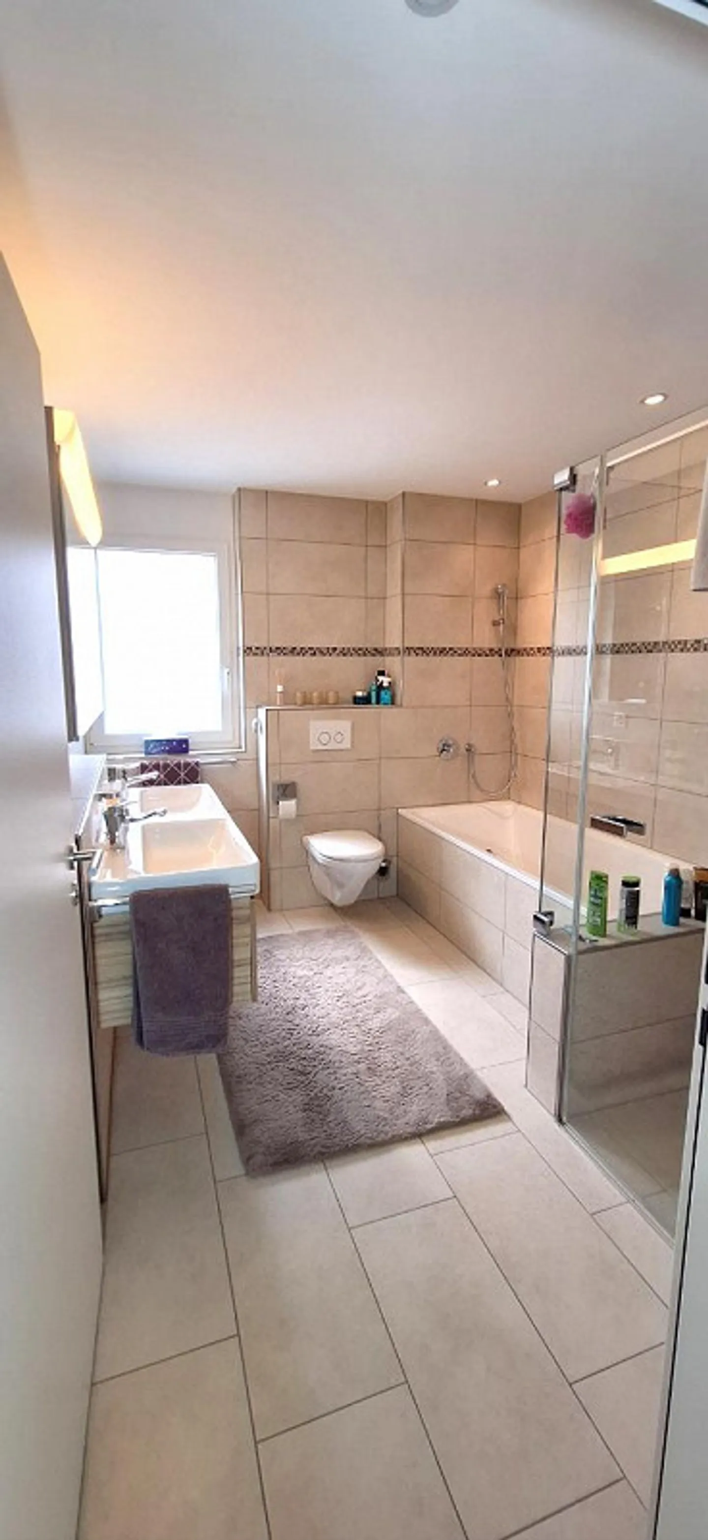 Casa unifamiliare moderna e luminosa con sauna e idromassaggio - Foto 10 di 16