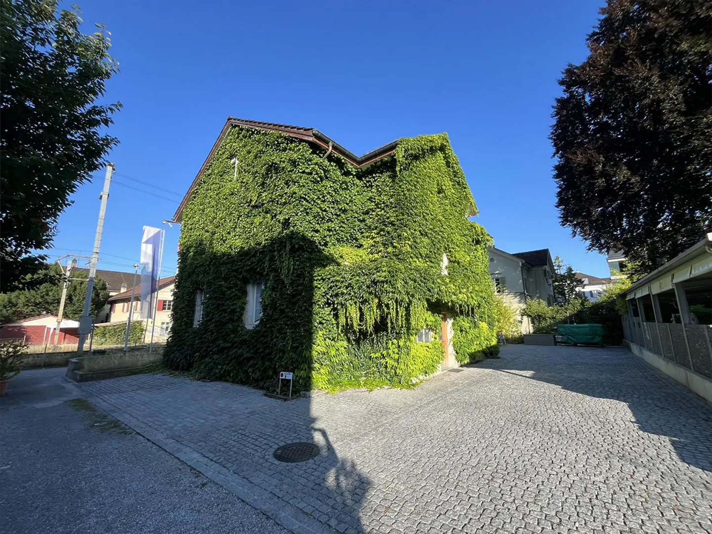 Büro/Praxisraum mit eigenem Bahnhof - Foto 5 von 5